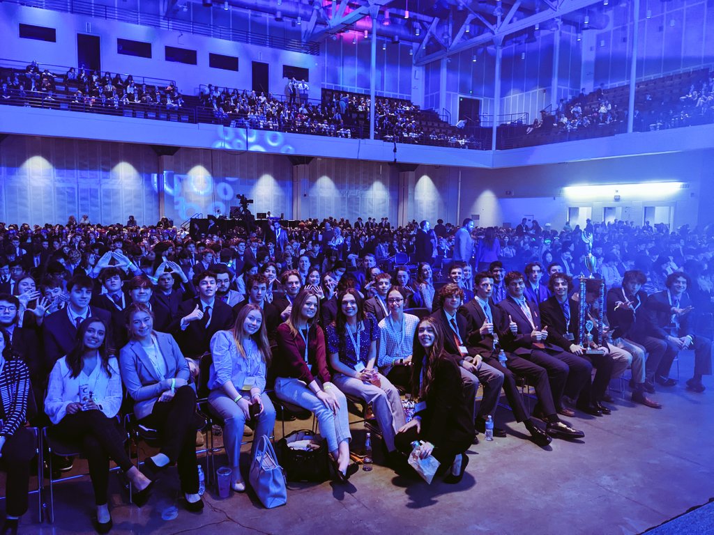KateConnorsHHS's tweet photo. Amazing weekend! @hopedale_deca @mass_DECA So proud of Hopedale! We're so lucky to have the leadership of @t_oliveri  ! @kcrebasehps @DerekAtherton1 @hopedalePTO @hopedalejshs https://t.co/reT7VhPGLK