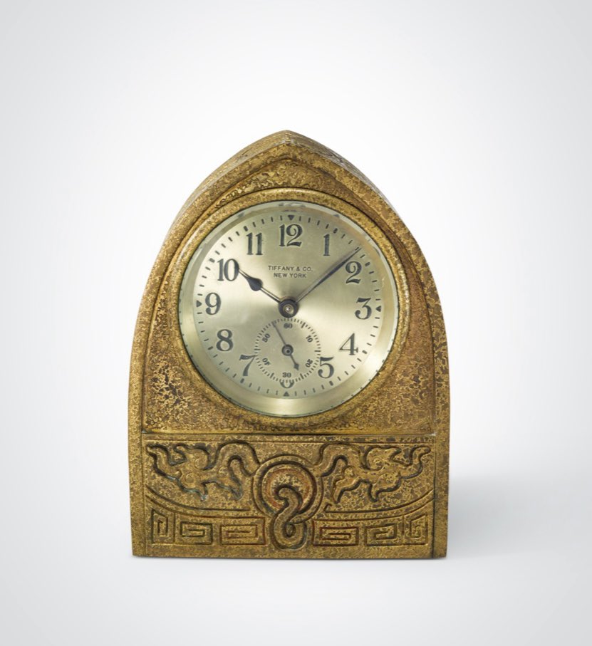 tclary14's tweet photo. Ready to spring forward with this exquisite gilt bronze clock by #TiffanyStudios #DaylightSavingTime #sothebysdesign @Sothebys https://t.co/5B4C5Phrit