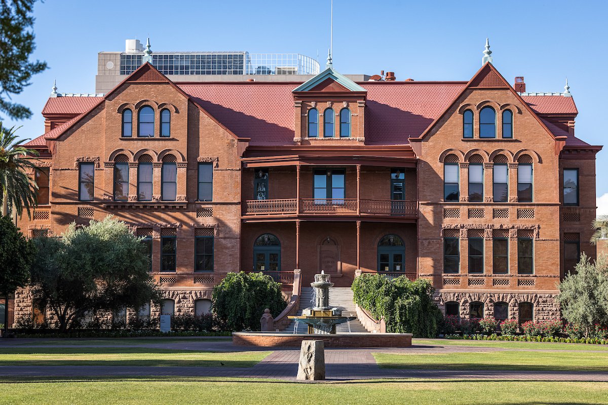 ASU's tweet photo. #OTD in 1885, @ASU was established as "The Territorial Normal School at Tempe". 

From humble beginnings, ASU’s history is rich, bold and vibrant — and we can’t wait to see what the future holds. 🔱

Historical images courtesy of University Archives. https://t.co/pxHxQNA8Wh