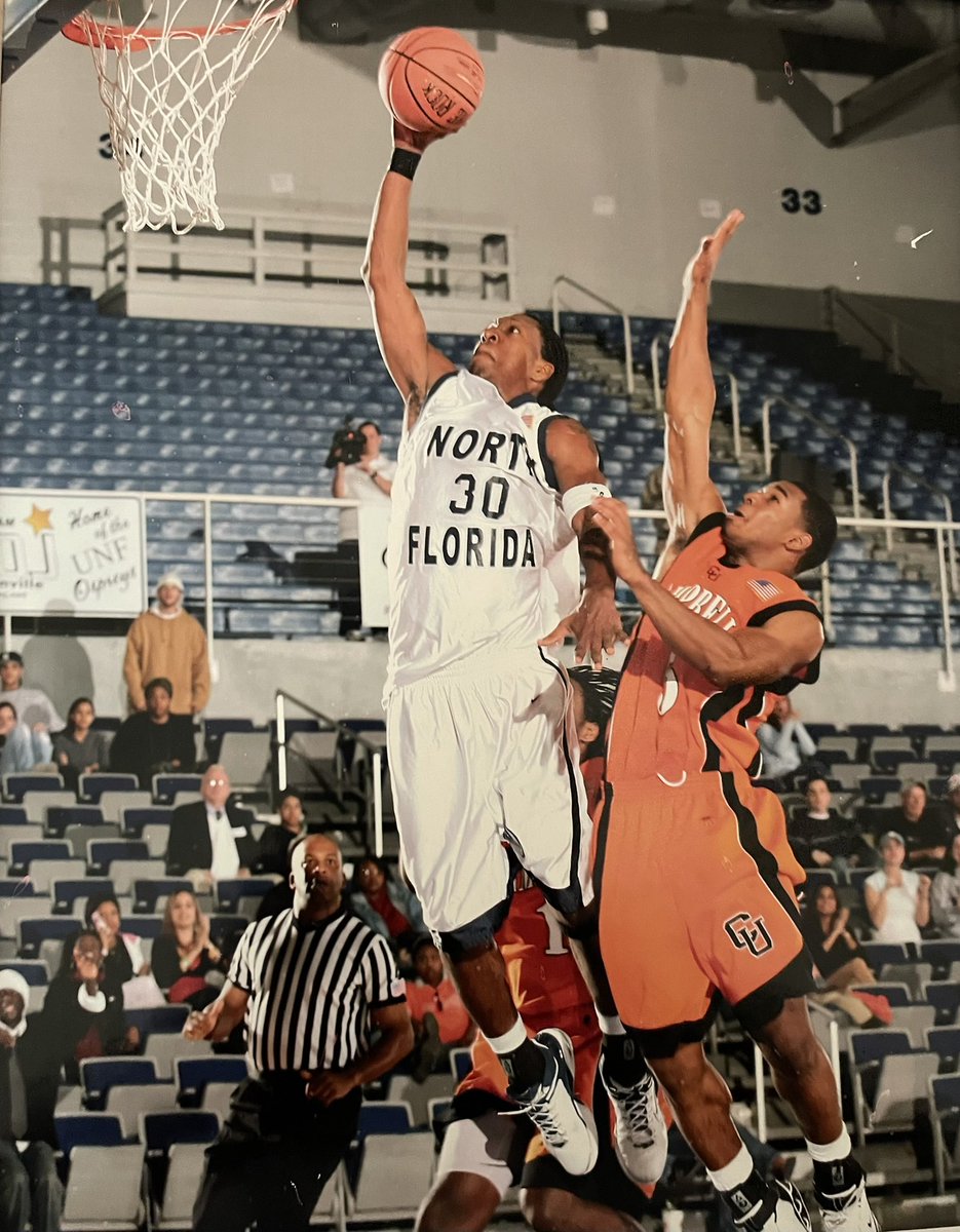 Gibsonim's tweet image. @OspreyMBB Alain LaRoche 05-06
