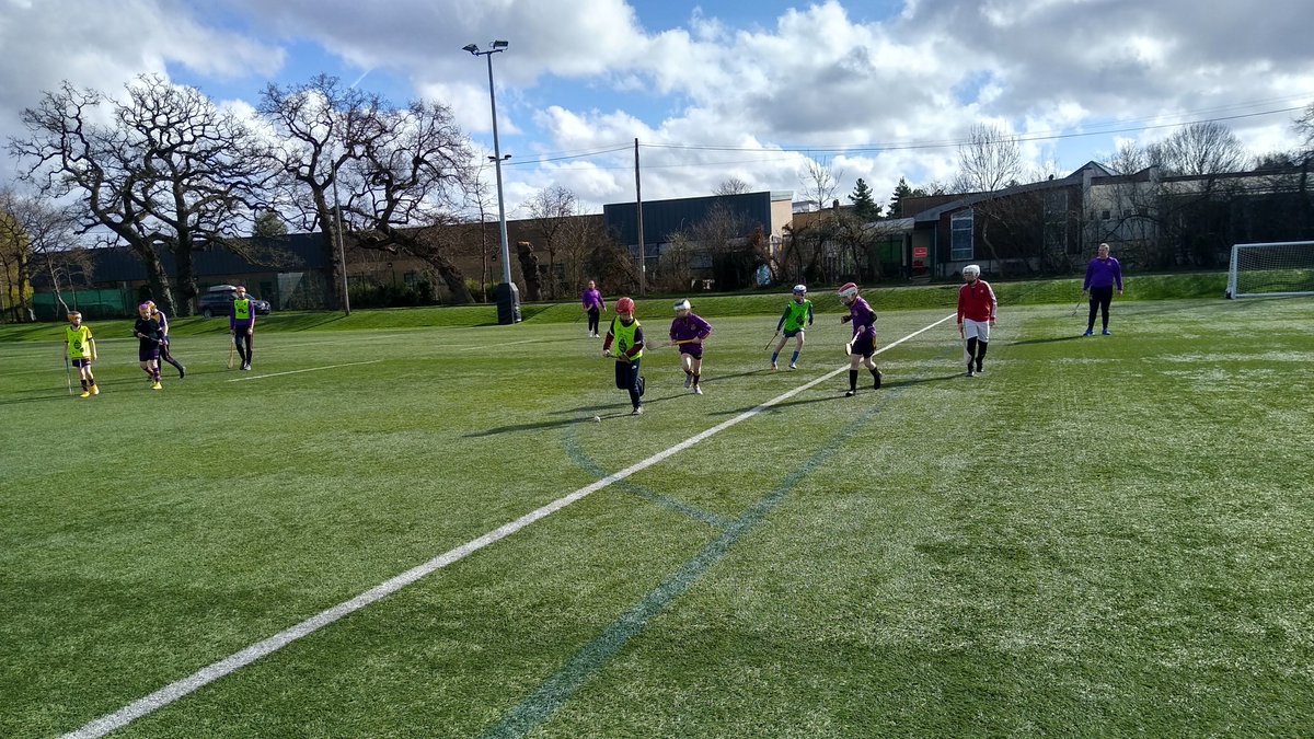 frmurphysyouth's tweet photo. Happy Saturday #Hurling training session. 🏑👏

#webuildourown #lovehurling #bestseatinthehouse https://t.co/7ERtsyi9Sa