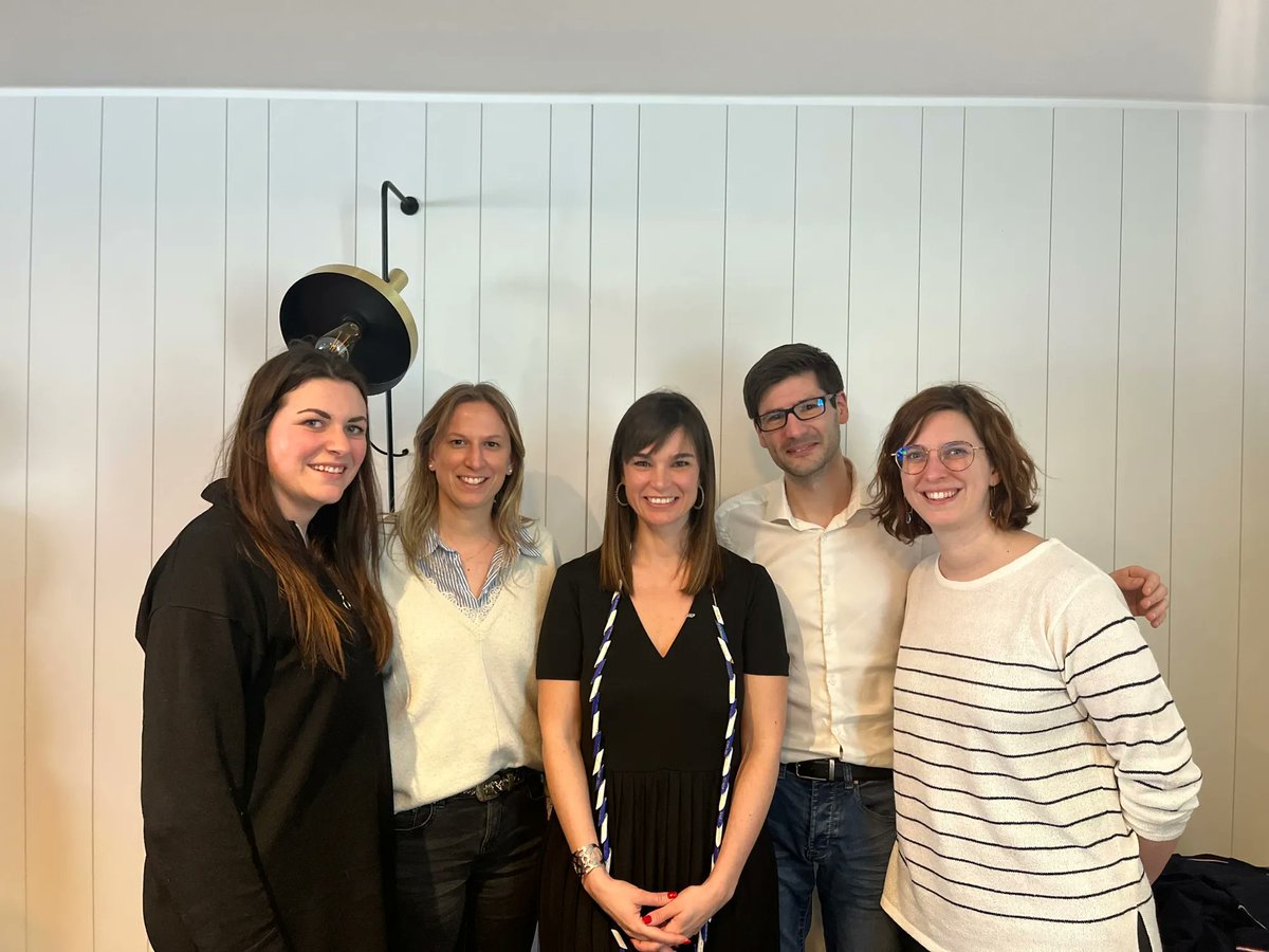 Intronisation de deux nouveaux membres à la #JceLaval. Bienvenue à Anne-Laure et Eric.