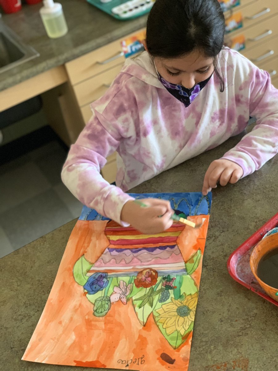 3rd grade artists have been working so hard on their flower paintings and paint mixing skills! We have spring on the mind and need Mother Nature to get on board 😉 <a href="/AshleyMelefsky/">Mrs. Sowers</a> <a href="/VincentFarmBCPS/">VincentFarmBCPS</a>