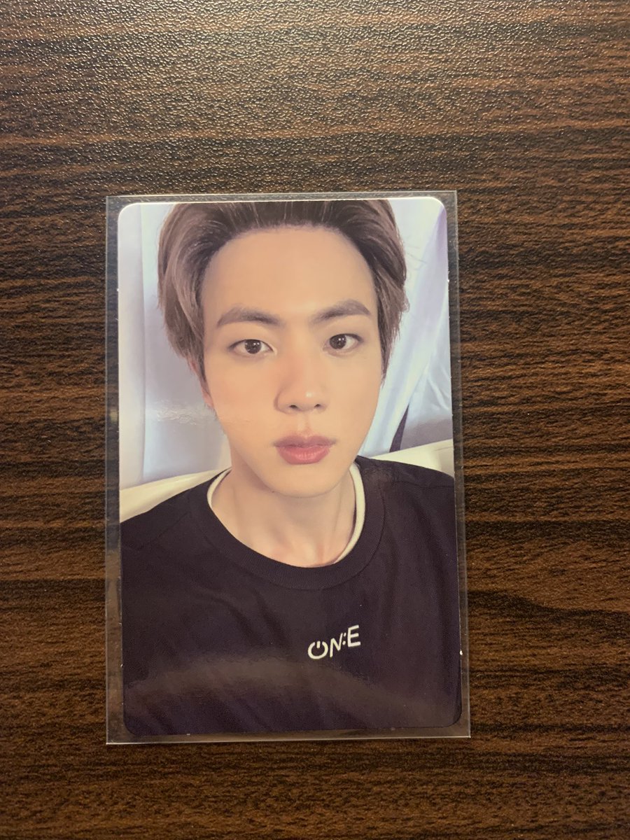 vBT21D's tweet photo. #vBT21D_OnHands | HELP RT

~ MOTS ONE BR with Jin PC
~ with complete other inclusions 

💸3,350
📌Mint Condition 
🗓March 20 (negotiable)
📍can ship once paid
🚚GGX/SCO/SDD

comment/dm mine 

wts lfb ph mots one br jin pc https://t.co/TIovbS5wiu