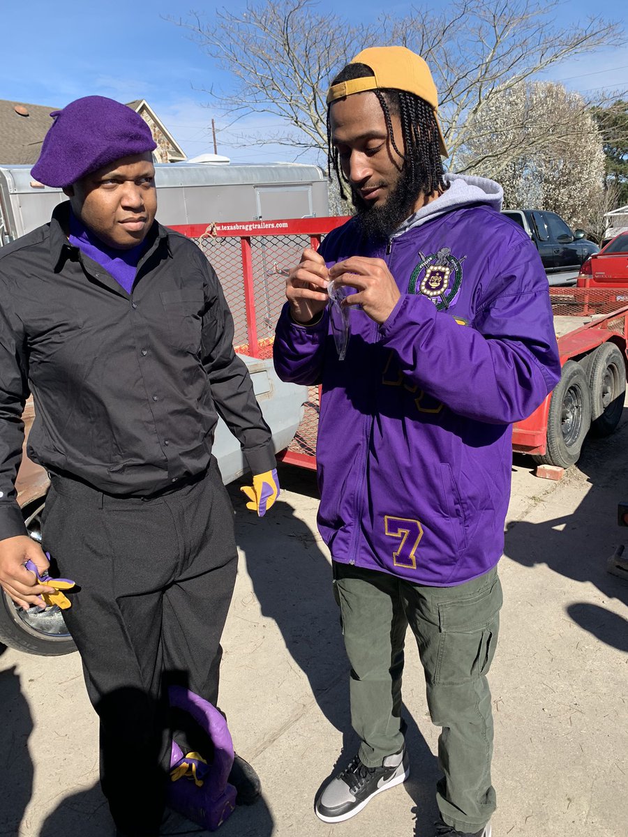 BigBakaCtack's tweet photo. Happy Queversary 20 #LonGLiveLG https://t.co/rEV800Y1nD