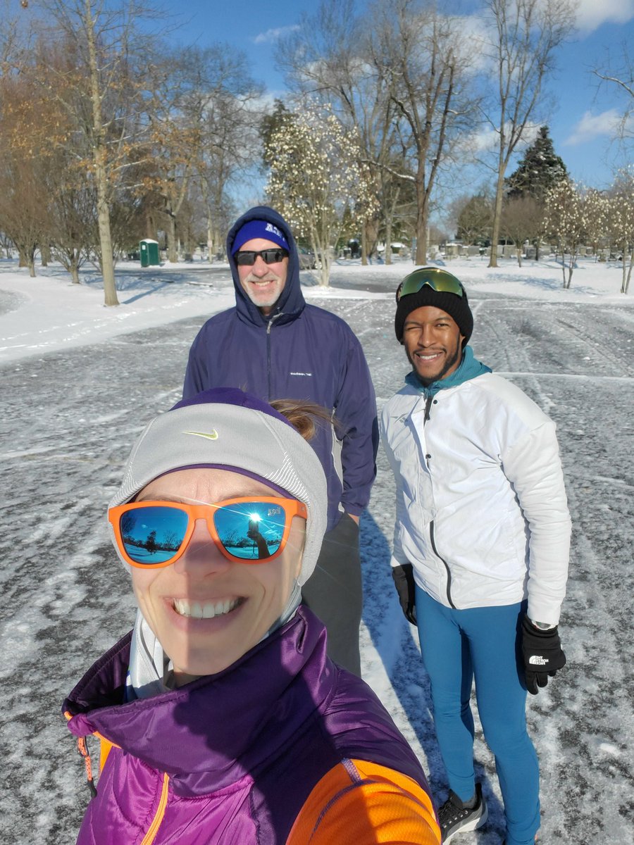 Bg262's tweet photo. It's us. We're the crazies.
Congrats to @BGRoadRunners at their lucky race 🍀🌈
#bg262 #laceup #babyitscoldoutside #winterrunning #crazyrunner https://t.co/xeY2oAkcw6