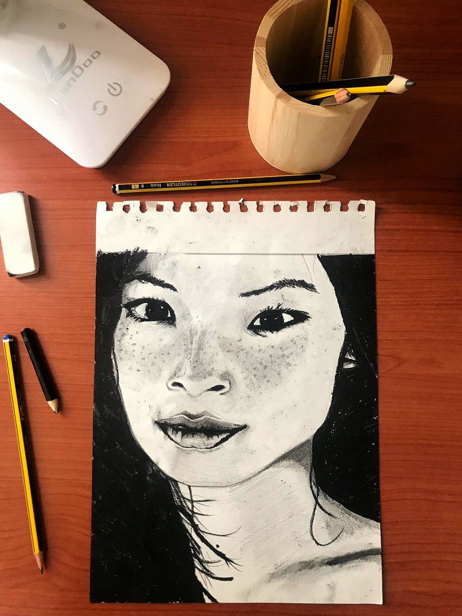 labradoreth's tweet photo. In my free time I love to draw. And my passion is oriental women.
Here is the result ..
@LucyLiu ๐ธ
#drawing #portrait #ArtistOnTwitter #orientalgirl https://t.co/CGkL3hWMbj