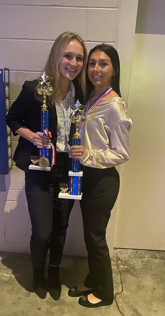Nipmuc DECA 2022 winners 👏