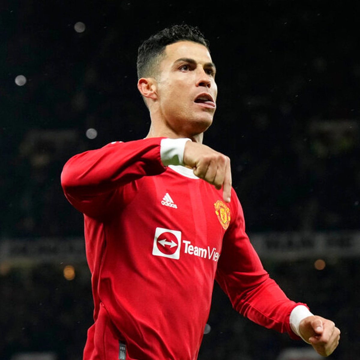 ¡¡HAT-TRICK DE CRISTIANO RONALDO!! ¡¡TRIPLETE DEL BICHO CONTRA EL TOTTENHAM!! ¡¡3-2 DEL MÁXIMO GOLEADOR HISTÓRICO DEL FÚTBOL PROFESIONAL!! ¡¡ES UN MONSTRUO!!