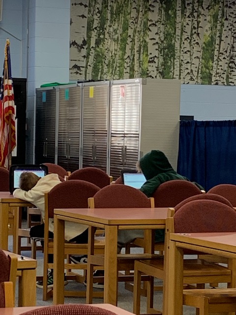 One more event, then #breaktime <a href="/HBMBears/">BeardsleyBears</a> <a href="/IllinoisSO/">IL Science Olympiad</a> <a href="/BernotasVikings/">Bernotas Vikings</a> <a href="/d47schools_/">District 47 Schools</a> Cheering on our sister school Bernotas...Hope we both get to state!