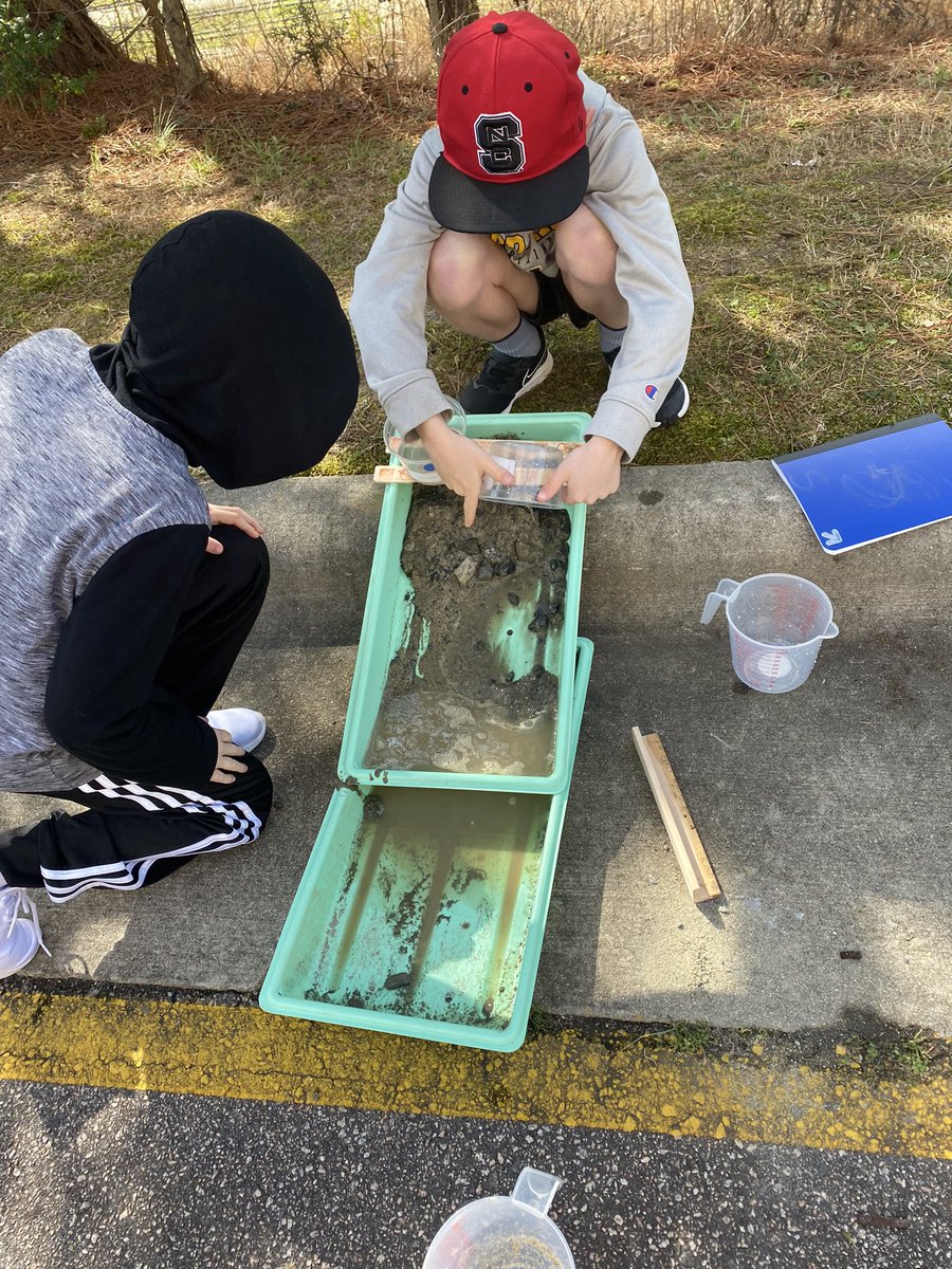 lmespattison's tweet photo. Hands on Science is the best! Weathering, erosion and deposition in action! @lakemyra #leaders #science #getoutside https://t.co/wlUX1kVRHp