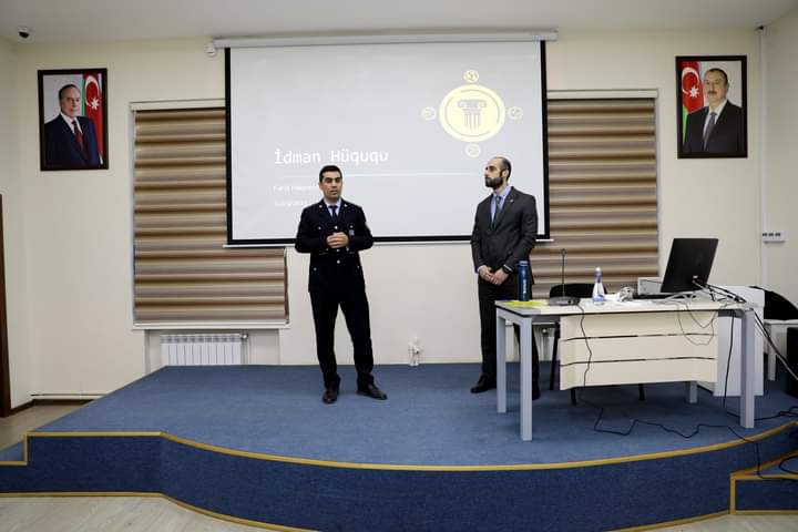 GomrukAkademiya's tweet photo. Gömrük Akademiyasında “İdman hüququnun əsasları” adlı seminar keçirilmişdir.

Ətraflı:
https://t.co/8SWuO1Xk80 https://t.co/PHja9zjMD1