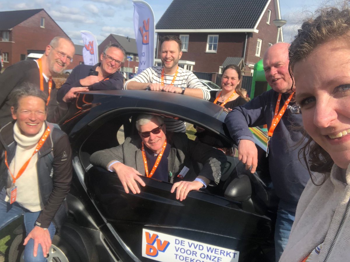 Joris van de Loo tweet media