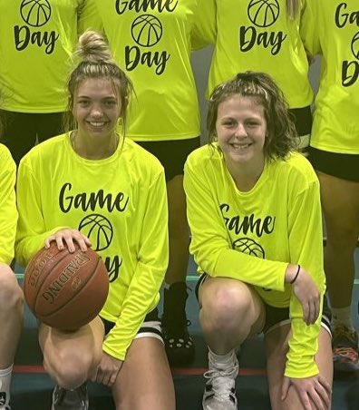 Congratulations to Lilli Luma and Riley Kubiak for being nominated All-Conference Honorable Mention!  Great season girls- so much to be proud of! 👏🏀👏