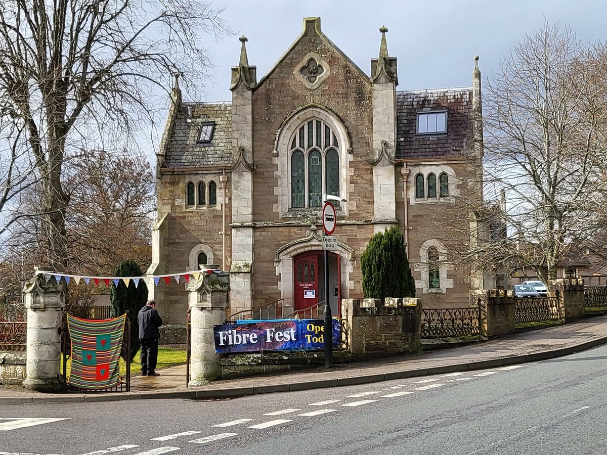 DawnInTheNorth's tweet photo. Had a wee day out at the Dornoch Fibre Fest. Great fun! Feels like things are getting back to normal again  😁 #feedingthewoolhabit #wool #fibre #dornoch #nicedayout https://t.co/Lz1vZFsF7w