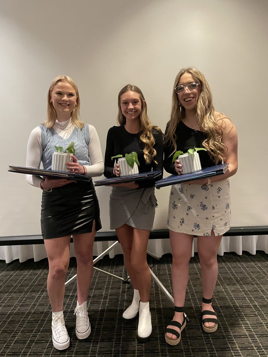 We wrapped up our 2021-2022 season last night. Most improved- Cece, most spirited- Kate, most dedicated- Abby, and MVP- Julia. We are excited for the next season and good luck to our three graduating seniors, we will miss you!