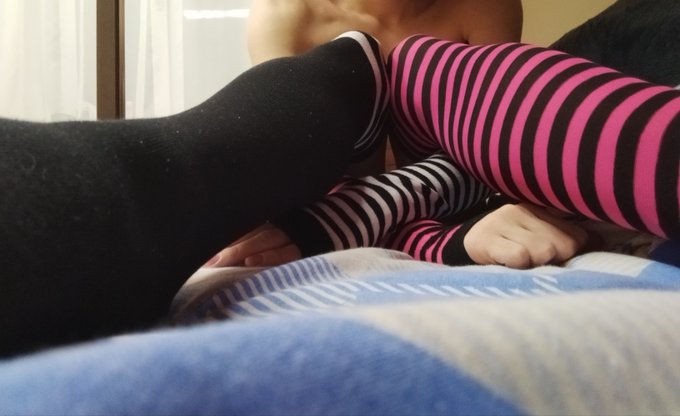 Sitting...
#Femboy #LGBTQ #Porn #Cute #Horny #Lewd  #Hot #Legs #Kinky #NSFWtwt #Socks https://t.co/V