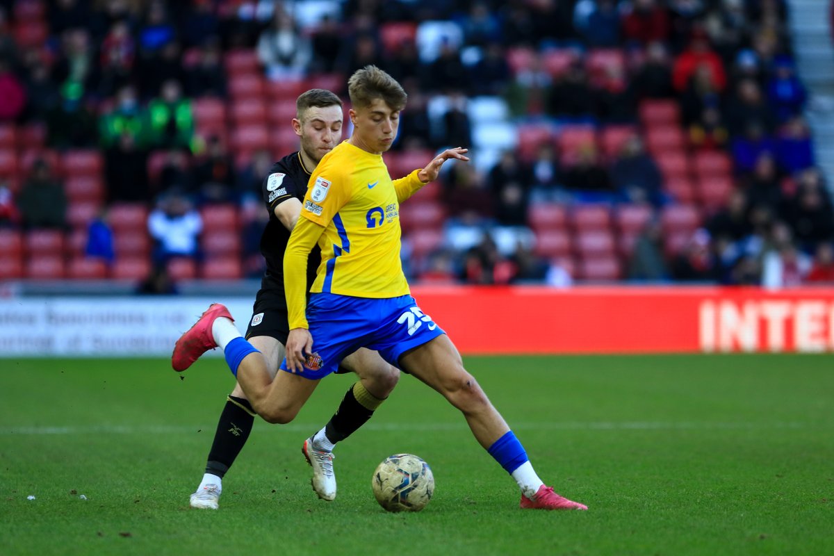 SunderlandAFC's tweet photo. 81' Dajaku flashes the ball across goal and Crewe scoop it behind. The Lads keep up the pressure and Evans' 20-yard effort is well-saved. 

[0-0]

#SAFC | #SUNCRE https://t.co/G57Zg3pCZW