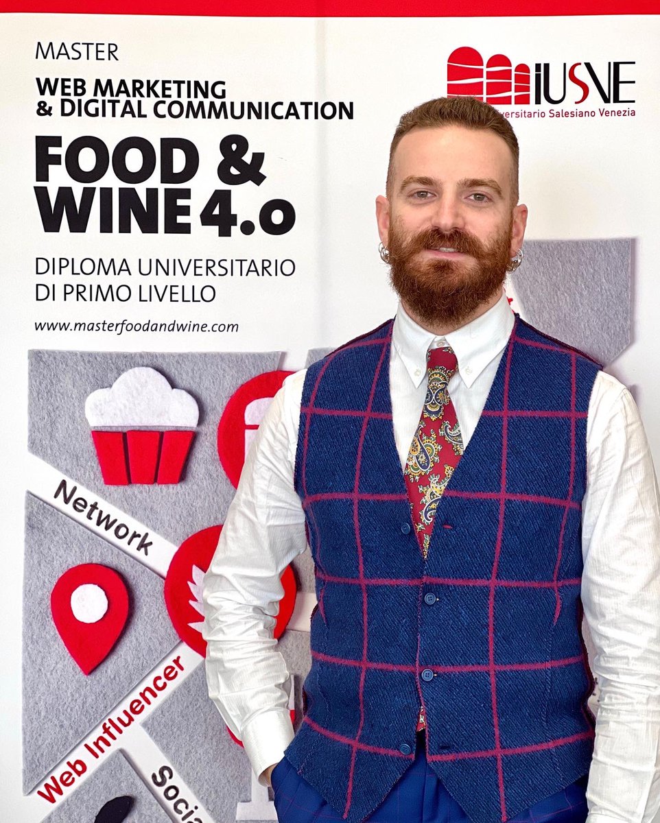 📲 Lectio di #socialmedia marketing oggi al Master con @AlbertoMaestri.

<a href="/IUS_VE/">IUSVE - Istituto Universitario Salesiano Venezia</a>