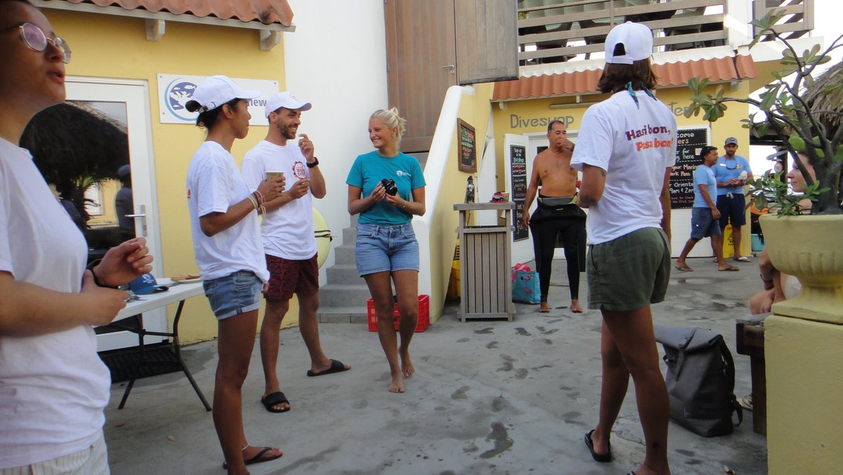 Yamapama's tweet photo. Gisteren, tijdens #BonDoet..
#ReefRenewal #Bonaire https://t.co/I5KRc4DdU0