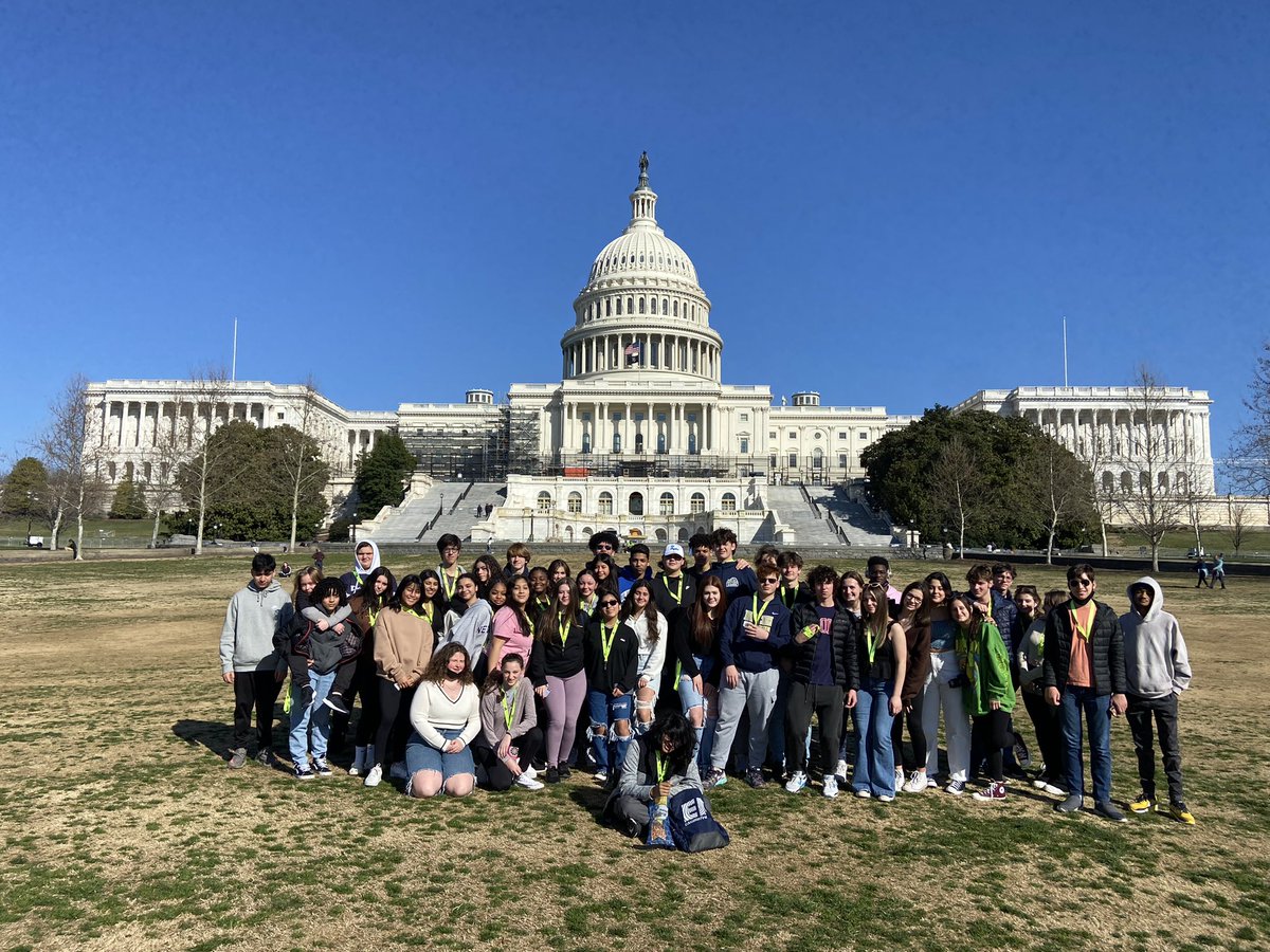 CoachCarofano's tweet photo. Memorable past few days with a great group of kids and adults. Kudos to @bsoltish for putting this all together. @RomboutMS @BeaconCSD @BeaconCityHS https://t.co/3Bhz2R7oyC