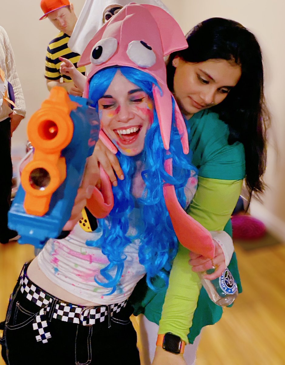 we’re ready for Super Nintendo World ❗️❗️❗️ 🍄

       🦑🎨💦               🧝🏽‍♂️🗡️🏹