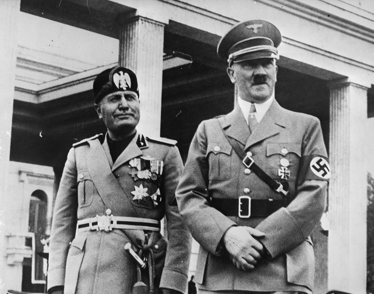 andrewbin1's tweet photo. @KremlinRussia_E Hitler and Mussolini tribute act https://t.co/d7kme50eoq