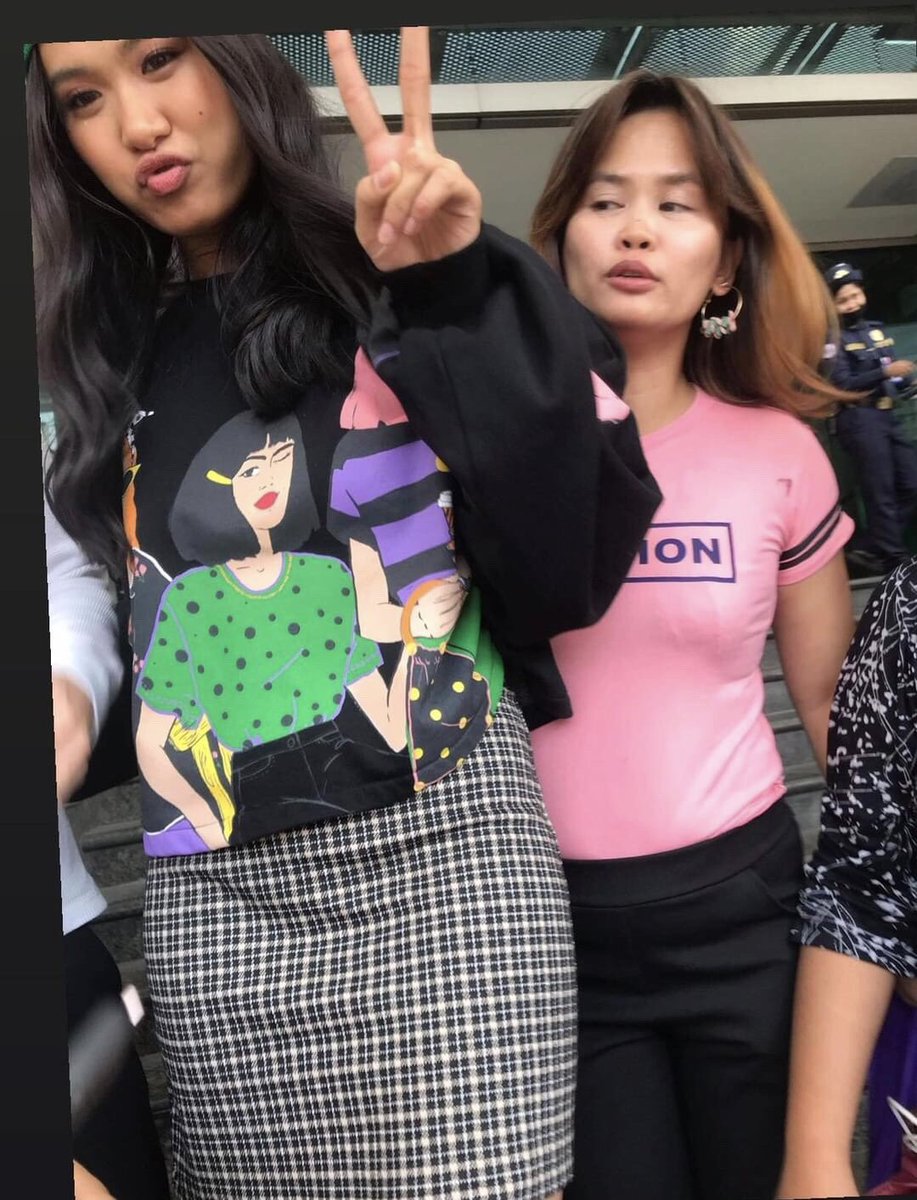 Happy birthday sa atin dalawa Lou .

GRACEious LOU AT25