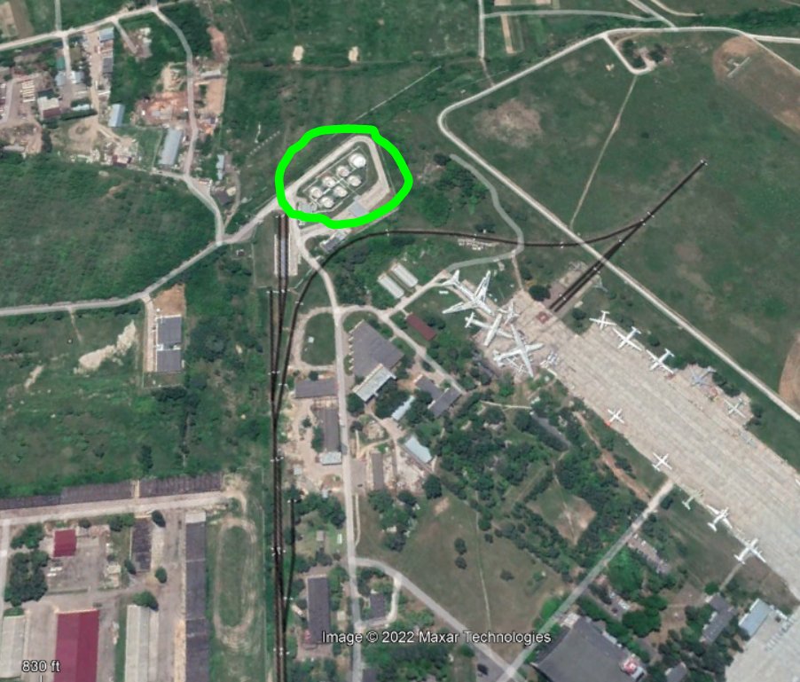 WarrenPlatts's tweet image. Burning fuel tanks...

#OSINTUkraine