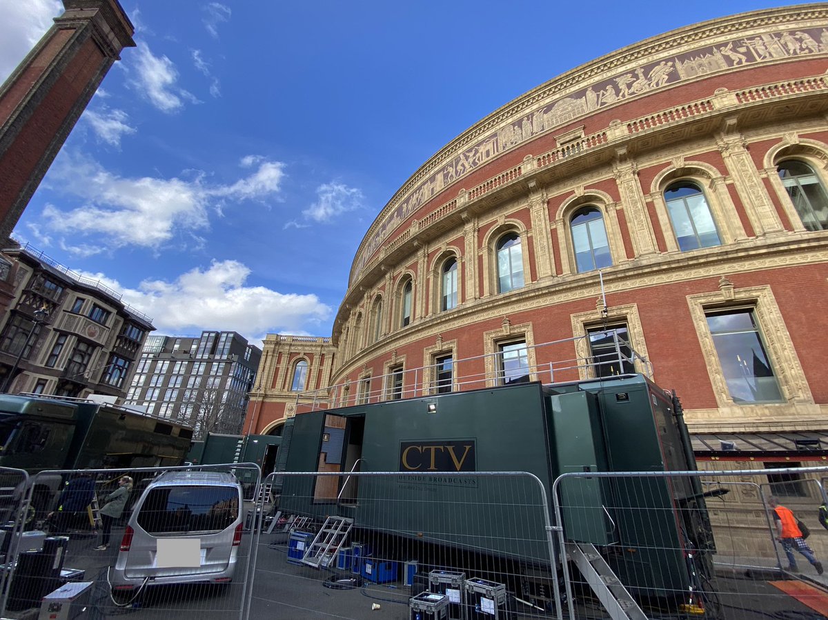 Steve Challes tweet media