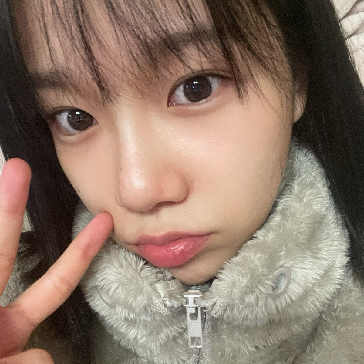 아무리봐도 부산에서 20살 떼놓고 온거같은데