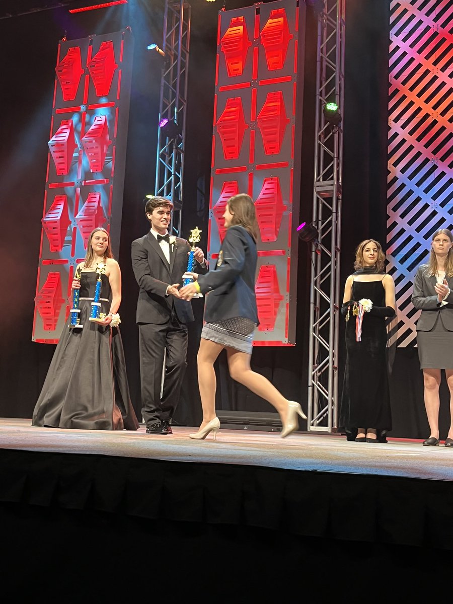 Madison Estes tweet media