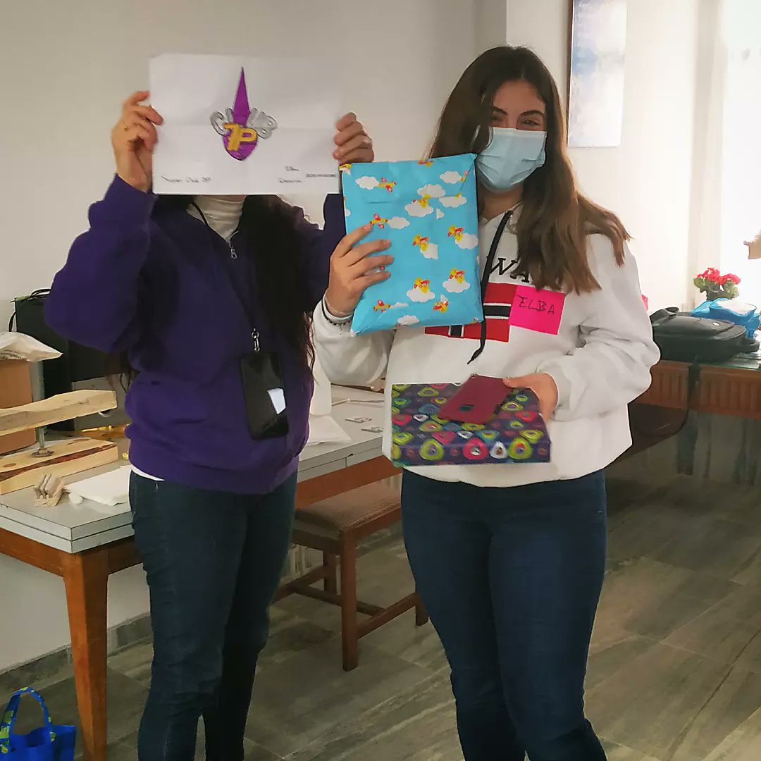 7PalabrasSoria's tweet photo. También hemos hecho entrega de los premios a los ganadores del Concurso que realizamos hace unos meses para crear el Logo del Club7P.
Enhorabuena a los tres y en especial a @elbaagm que fue la ganadora final.
#Club7P #clubinfantil7P #somoscofradia #masalladelViernesSanto https://t.co/p3M6rrlHn7