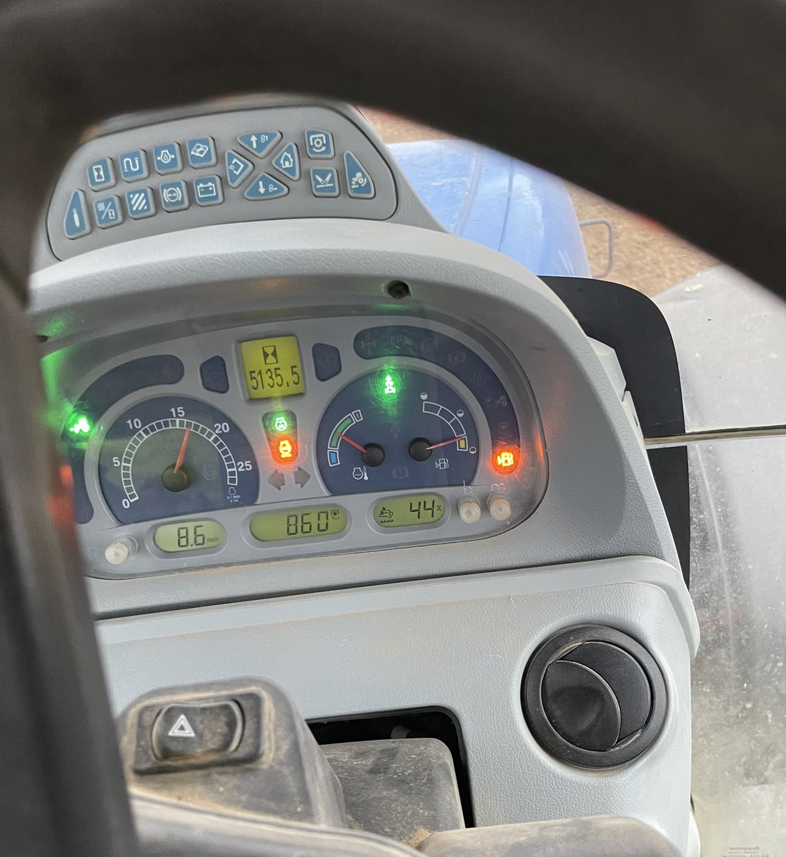 Charlotte Vassant tweet media