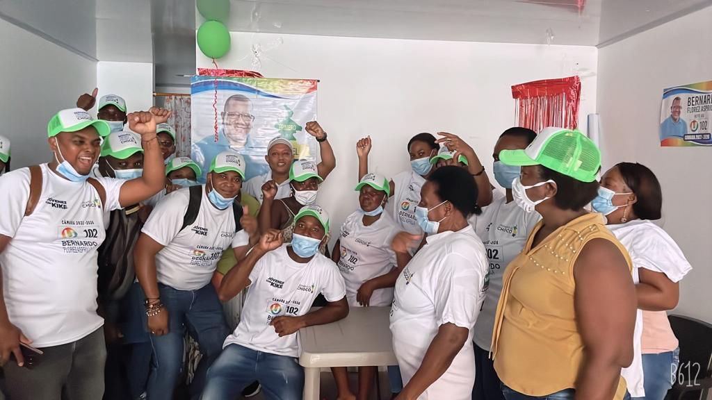 Trabajamos incansablemente desde el comienzo hasta el final, la ciudadanía es nuestro elemento fundamental. Por la articulación de todos unidos, solo queda la satisfacción del deber cumplido, porque #PrimeroEsElChocó 🇬🇦 Vota U 102