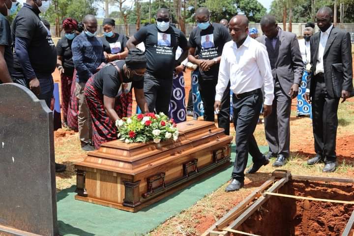 synjani's tweet photo. Today (12th March, 2022), we put to rest a Brother/colleague Mr. Moffat Goma, DMMU Regional Coordinator for Eastern Province who passed away on 9th March 2022 in a road accident. You will surely be missed.  
May Your Soul Rest In Peace.
Hamba Kahle. https://t.co/g4Etf6sbNX