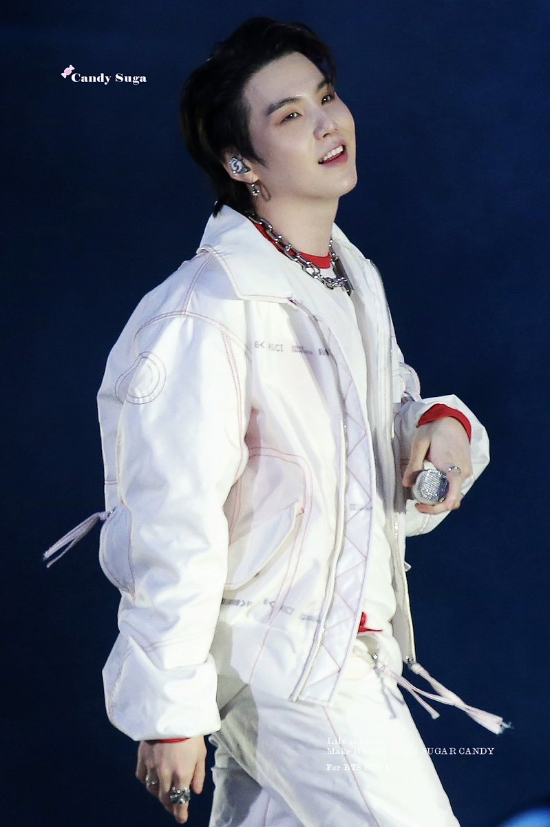 candySUGA309's tweet photo. [HQ] 220312 퍼투댄 서울콘 DAY 2

#SUGA #슈가 #민윤기
#BTS #방탄소년단 @BTS_twt https://t.co/4sZDHH9Sgf