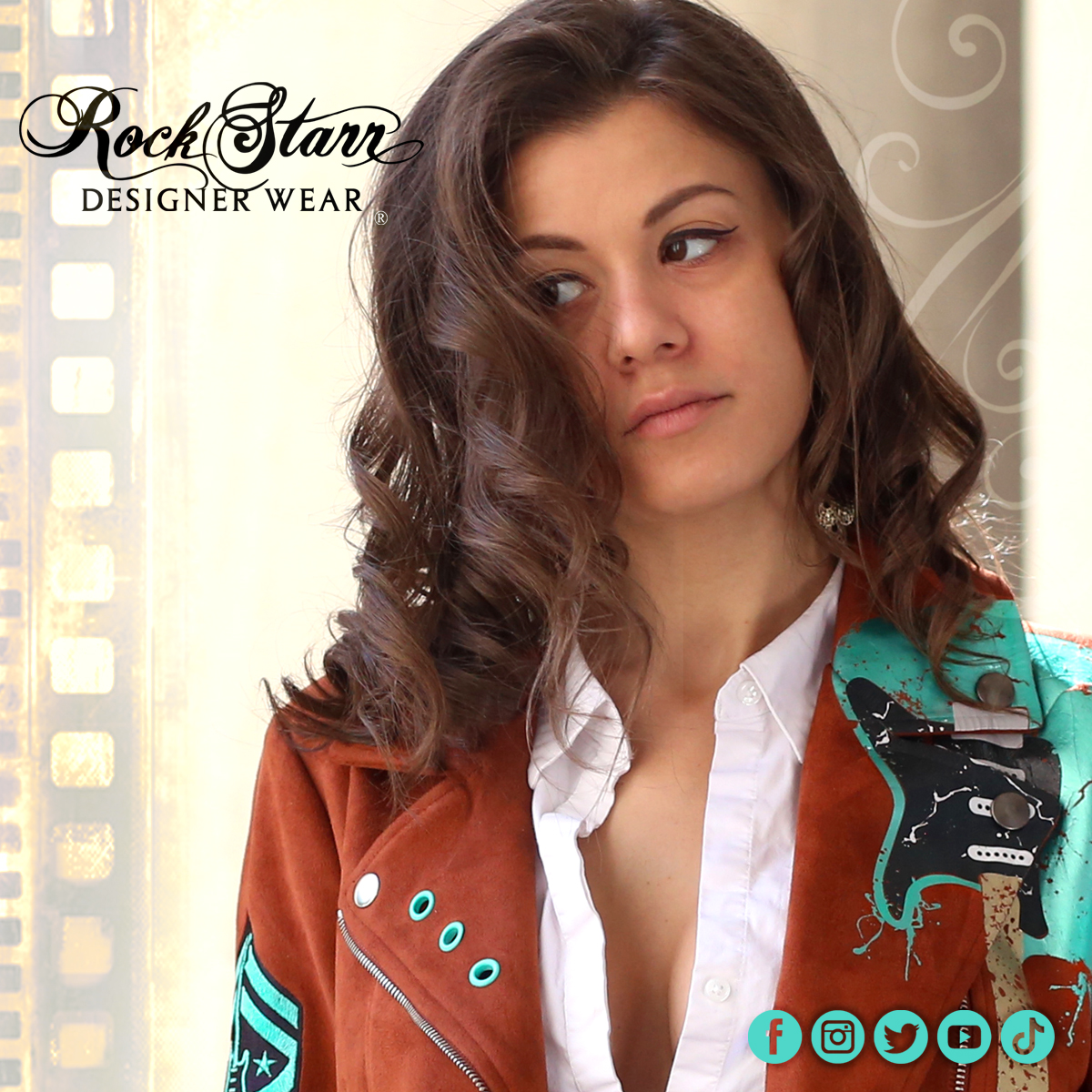 RockStarrWear's tweet photo. A RockStarr Designer Wear jacket isn't just a piece of clothing.....it's a work of art!

#workofart #wearableart #designerwear #designerjackets #designer #artistic #beautiful #hotmodel #brunette #oneofakind #worldfashion #globalfashion  #outfitideas #rock #guitar https://t.co/J2klA9t7xi