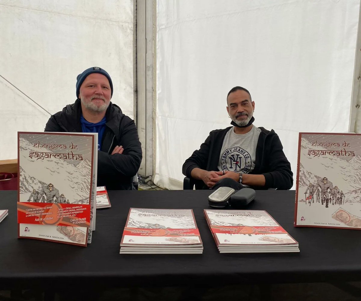 cyevillalba's tweet photo. Presentación del #disco de la banda local @SickBrainsRock 🎸
Y "El Enigma de Sagarmatha" del #ilustrador José Blanco (Jota)" y textos de José Manuel Tafalla 📖
Acercarte a conocerles a la Feria del disco de vinilo y coleccionismo 🎫acceso libre
#arte #sickbrains #jotapencil https://t.co/SbnfLGGlNQ