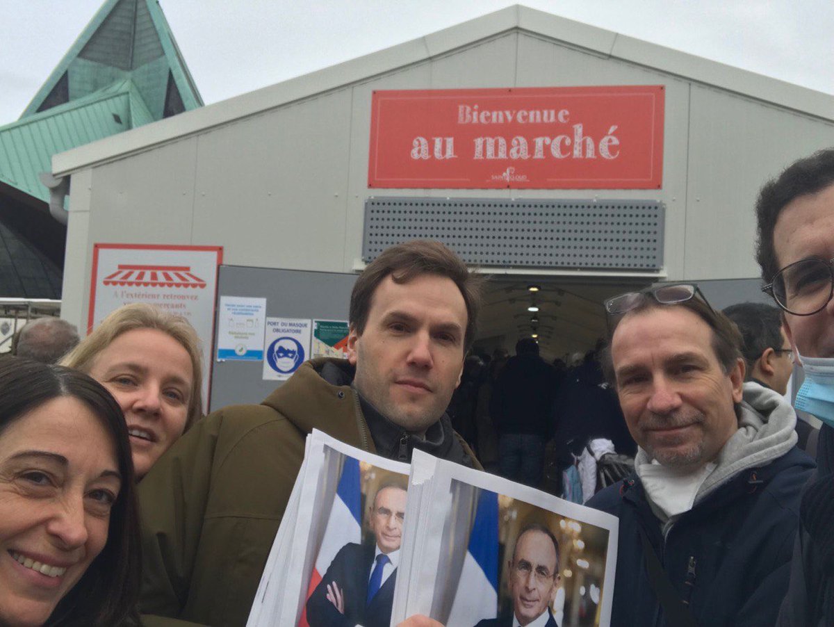 Reconquete92c7's tweet photo. Ce matin, tractage au marché et au Monoprix de Saint Cloud. #les48HdelaReconquete #EricZemmour #EricZemmourPresident #Reconquete #onvagagner 🇫🇷 https://t.co/s35lVrueT6