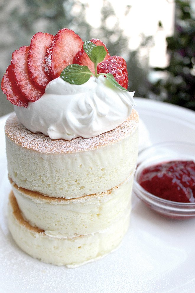 daily_dolce's tweet photo. Soufflé pancakes https://t.co/UHIgJDBNkb