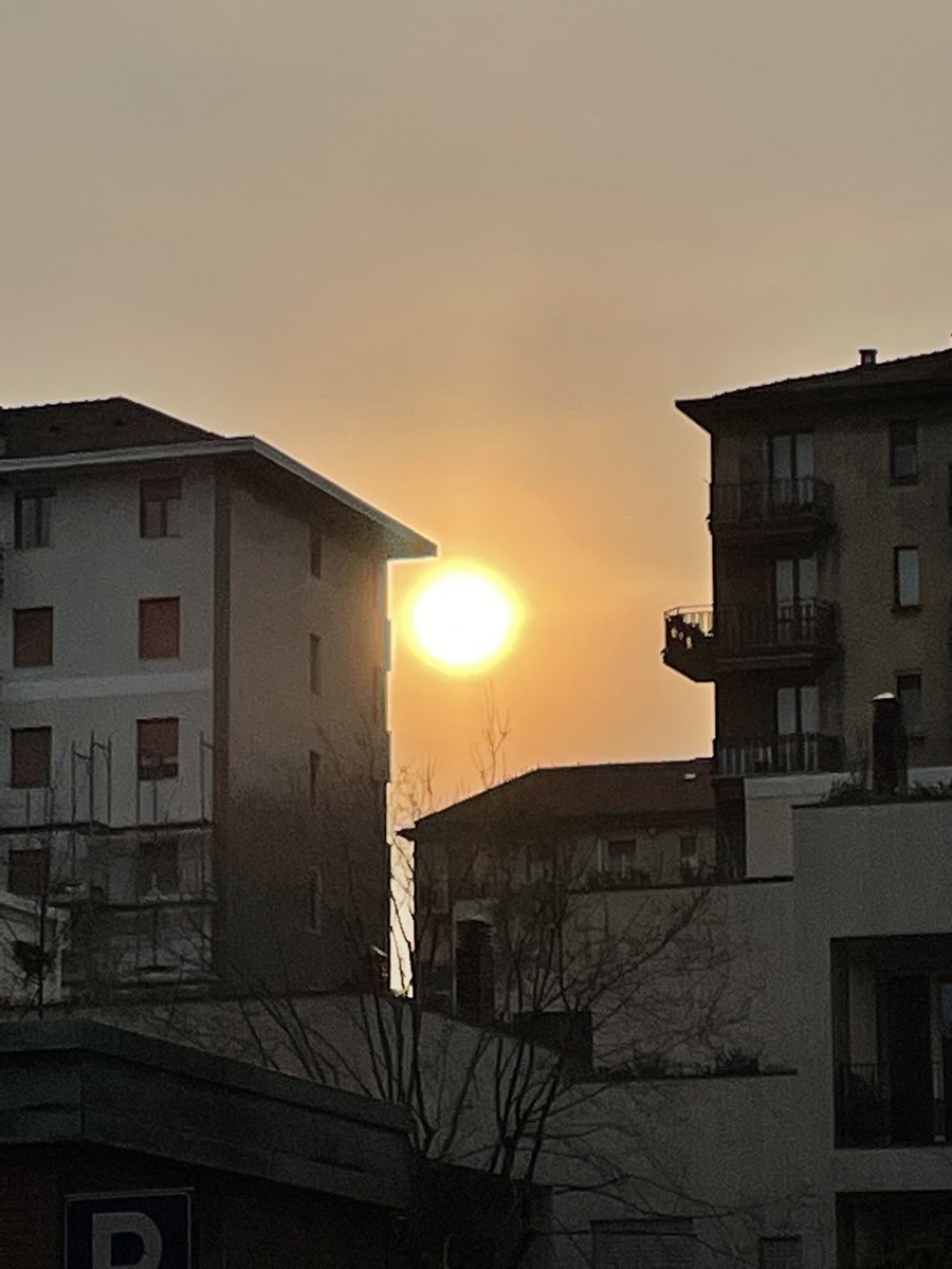 LauraConlange's tweet photo. #chiParla... e chi ti fa tacere❣️💝❣️ https://t.co/KvQl8lQvIy
