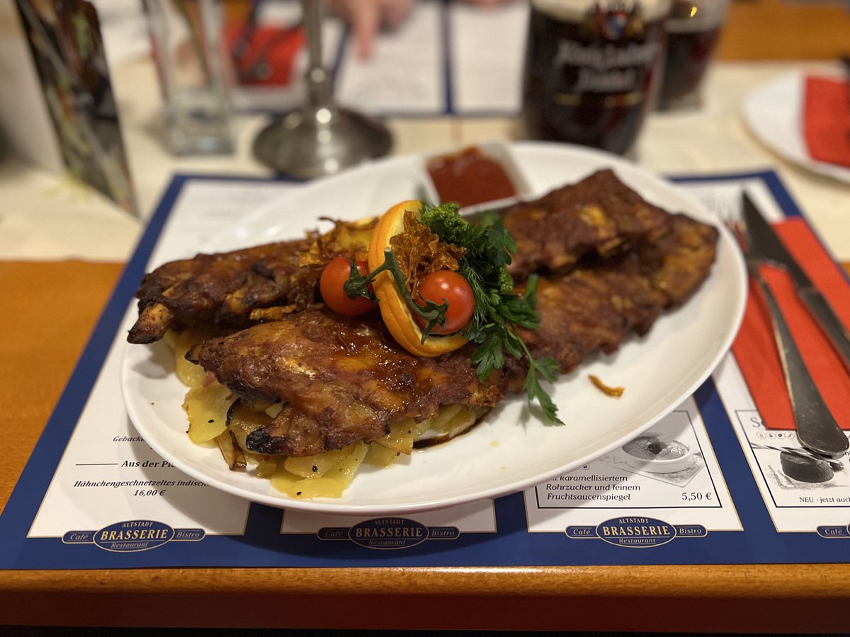 Antiss69's tweet photo. Ich kann wohl ohne รbertreibung sagen, dass ich gerade in der #AltstadtBrasserie zu #Sassnitz die geilsten #Sparerips meines Lebens gegessen habe โฆ unglaublich ๐๐ฅฐ. https://t.co/ZRaa9aWCDF