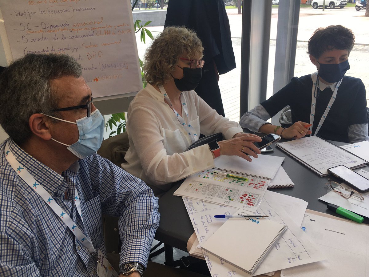 Un privilegio seguir compartiendo compromiso, cambio y mejora educativa #liderazgoparaelaprendizaje tres dias en Sevilla! Gran equipo <a href="/CEL_IOE/">UCL Centre for Educational Leadership</a> <a href="/Educaixa/">EduCaixa</a>