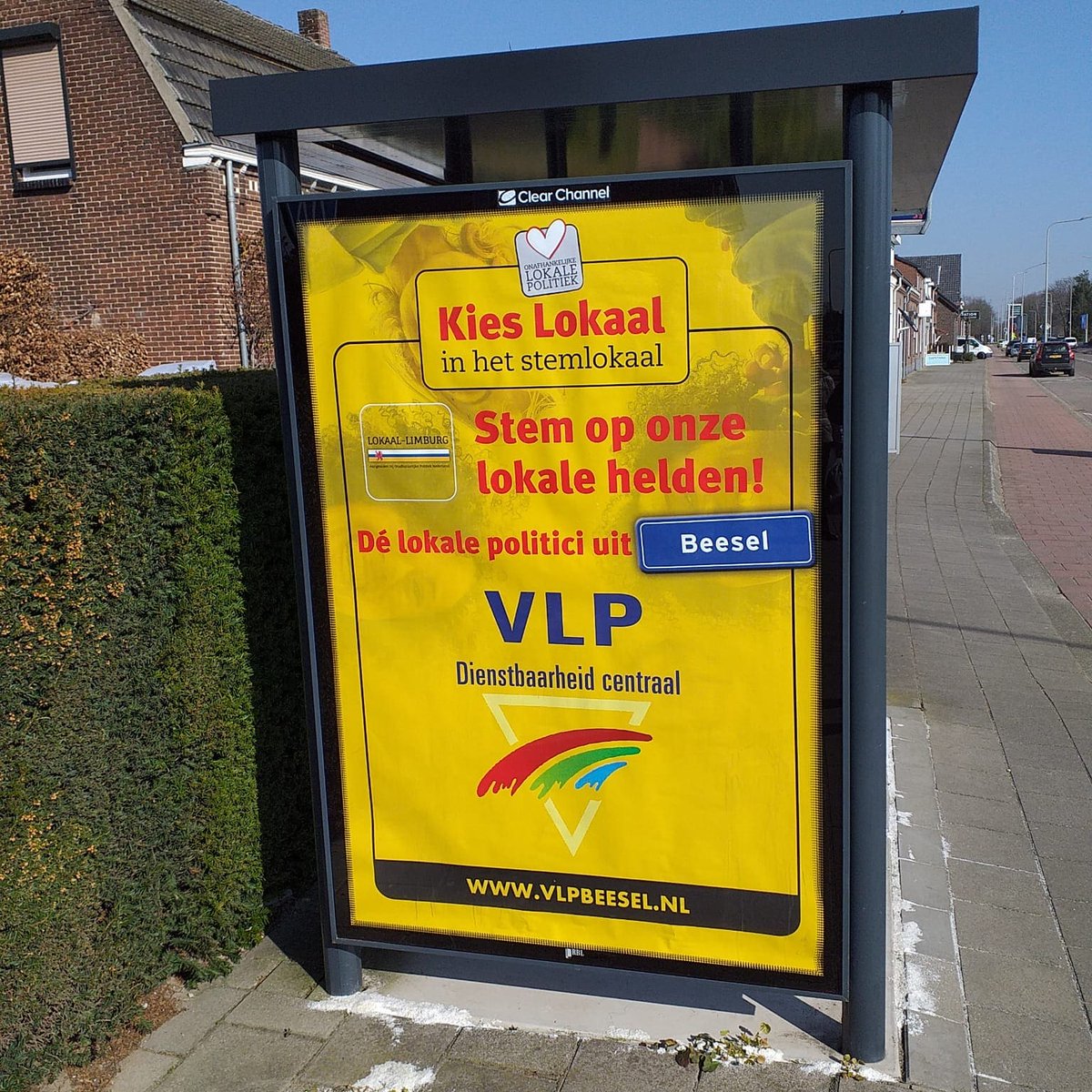 Als je goed nadenkt kun je alleen maar voor een lokale partij kiezen. Zonder landelijke steun en opdrachten zijn lokale partijen op eigen kracht u aan het vertegenwoordigen. Het is niet voor niks dat steeds meer mensen bewust een  lokale partij kiezen.