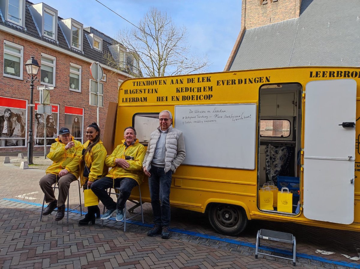 In de binnenstad van Leerdam,  heel veel mensen gesproken,  bedankt Leerdam voor jullie ideeën.