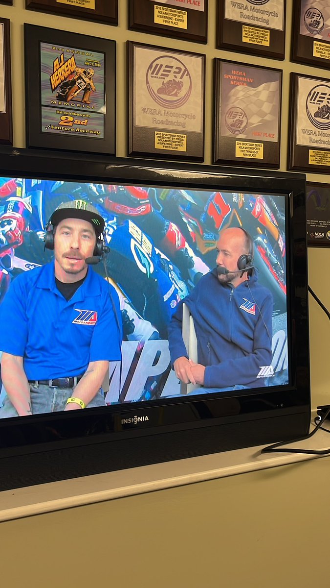 Max888Racing's tweet photo. @mhillofficial and @rogerhayden95 looking hella spiffy for the Daytona 200! Hope it dries up for the racers and wish I was there! Best of look to all my buddies and hope they kick butt ! https://t.co/ZEvS0xPEyC