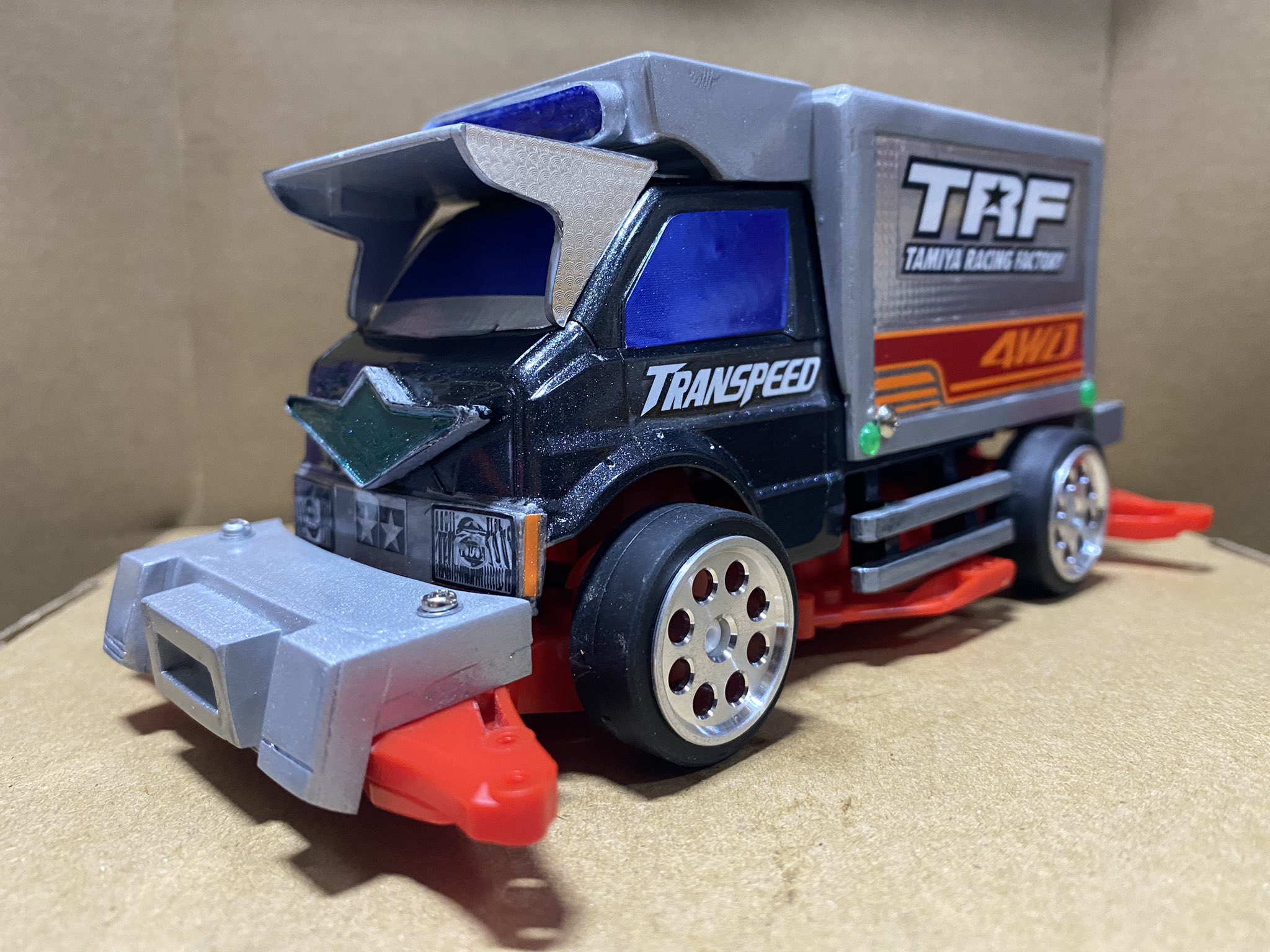 ミニ四駆　K4ギャンボー カスタム　完成品 1/32 K4ギャンボー シルバーメッキボディ (FM-Aシャーシ) | タミヤ