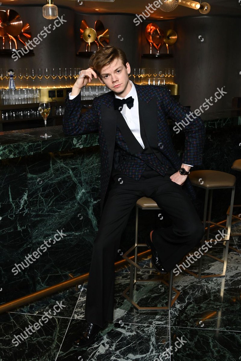 Thomas Sangster Brasil tweet media