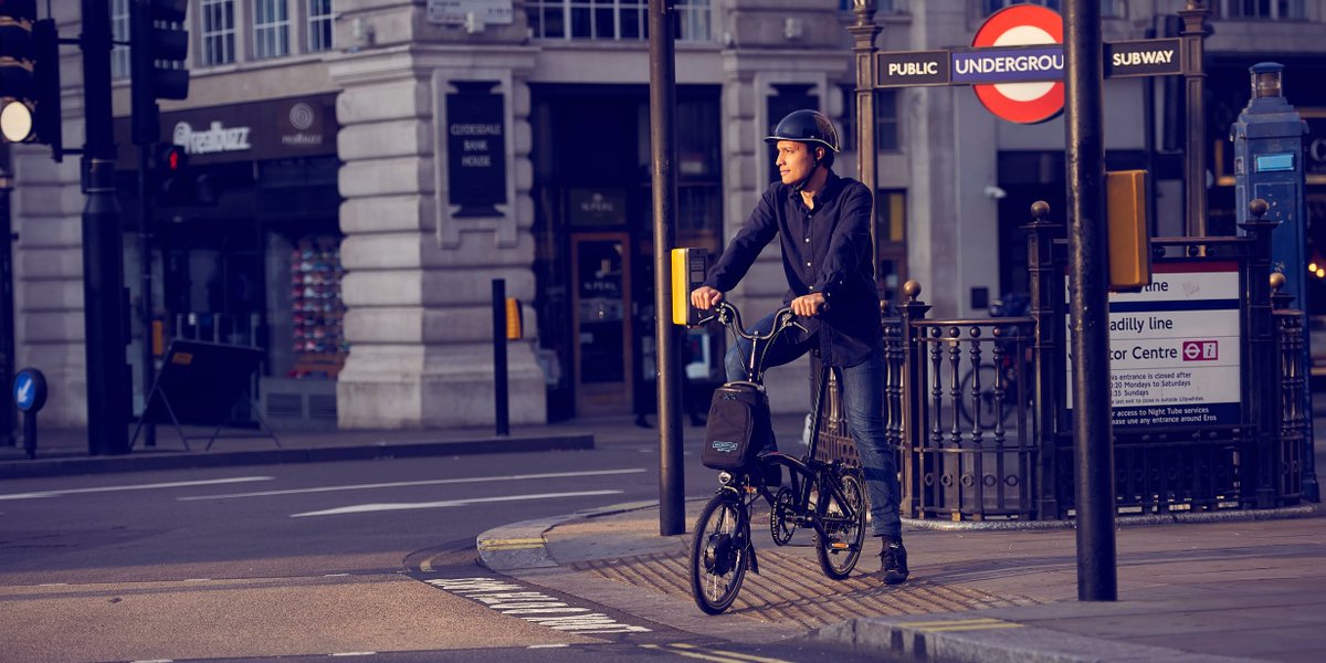 Brompton have developed two updates for their electric bikes. Brompton Electric riders can get their bikes upgrades for free at Condor! Book & learn more ➡️ condorcycl.es/3A46dl8 #BromptonElectric #BROMPTON